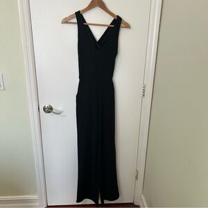 Chic Black Sleeveless Jumpsuit